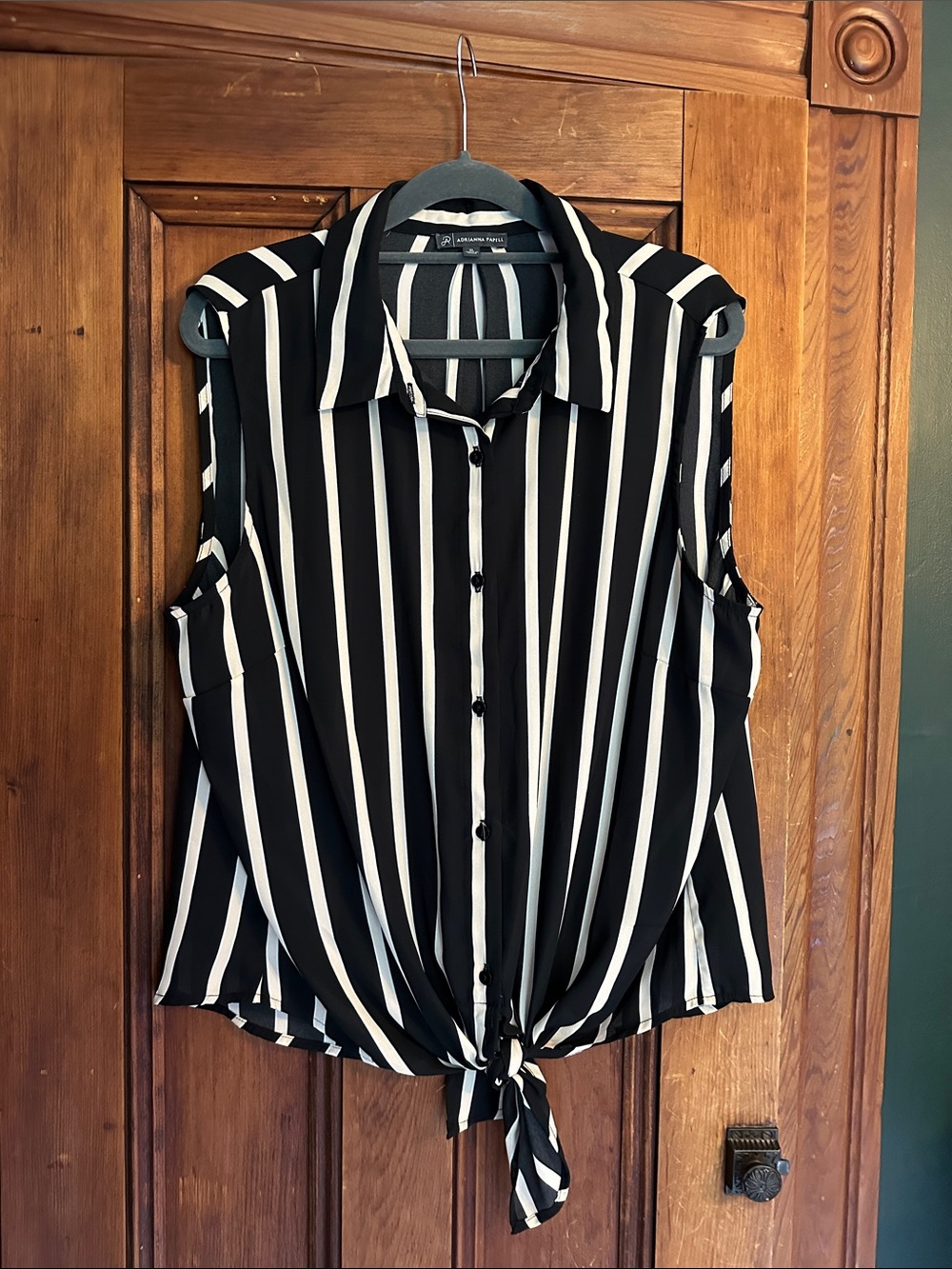 Adrianna Papell Black & light pink  Vertical Stripe Tie-Front Sleeveless Blouse